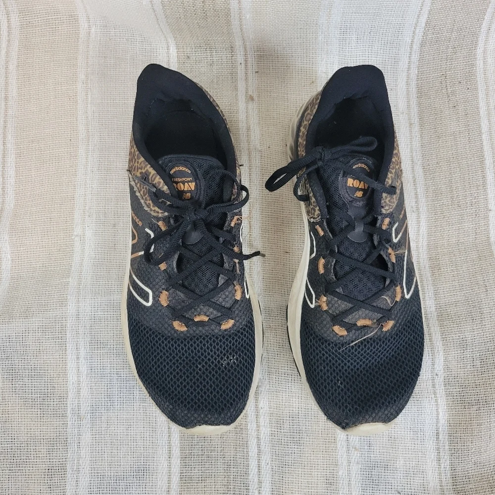 New Balance Kids' Fresh Foam ROAV V2 Lace-Up Running Shoes‎ Size 4 - Picture 2 of 10